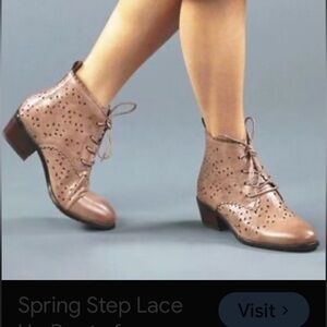 Spring Step Women's Brown Lace-Up Boots